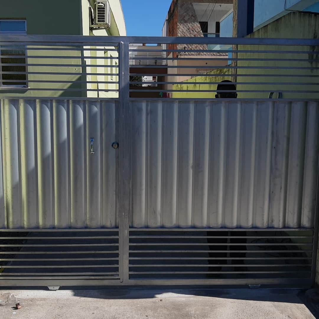 portão galvanizado sem pintura garagem